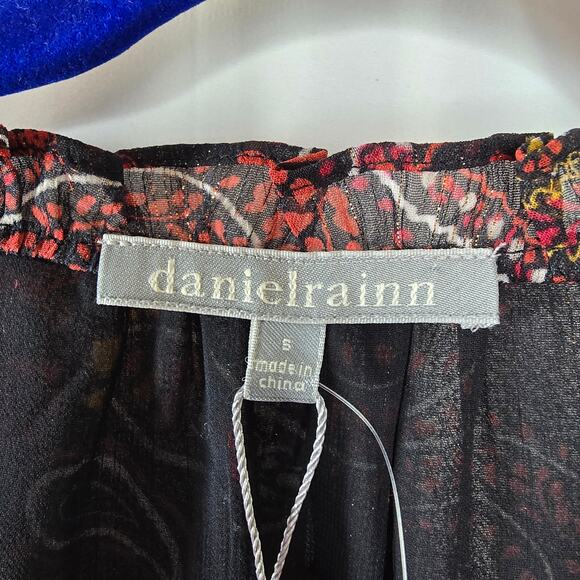 Daniel Rainn Chiffon Paisley Smocked Blouse Size Small NWT - Picture 3 of 10